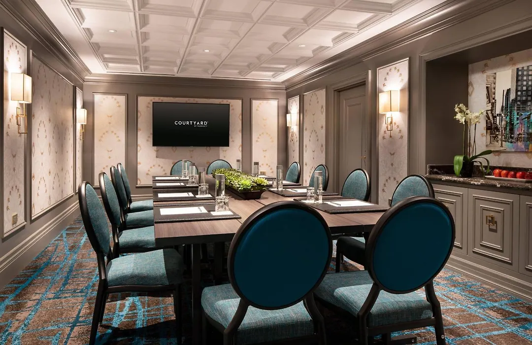 Courtyard By Marriott San Francisco Downtown/Van Ness Ave-1